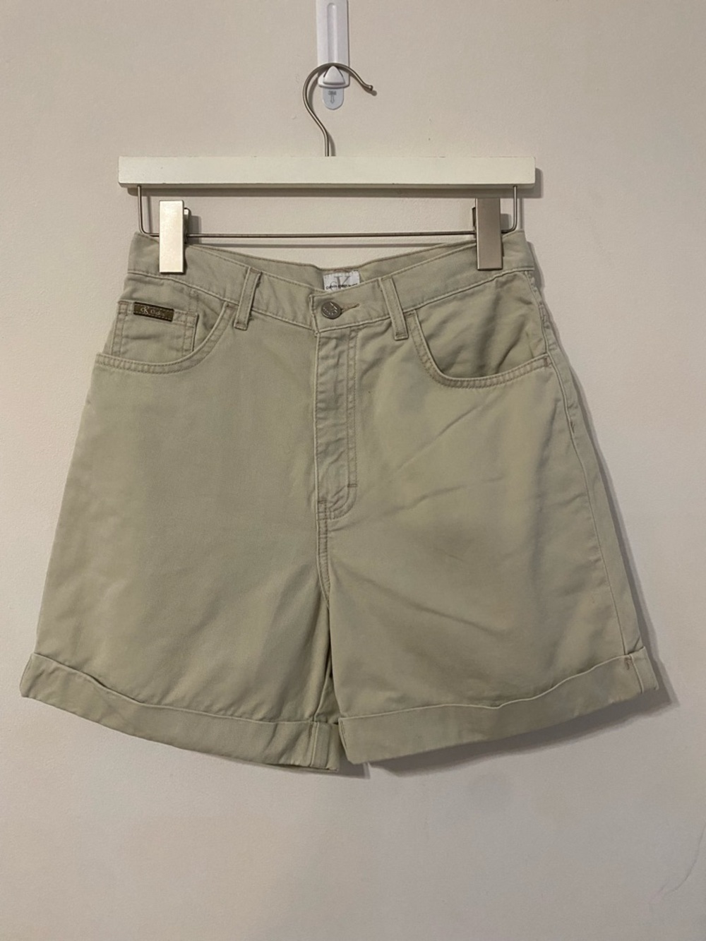 Calvin Klein vintage cuffed Khaki Shorts